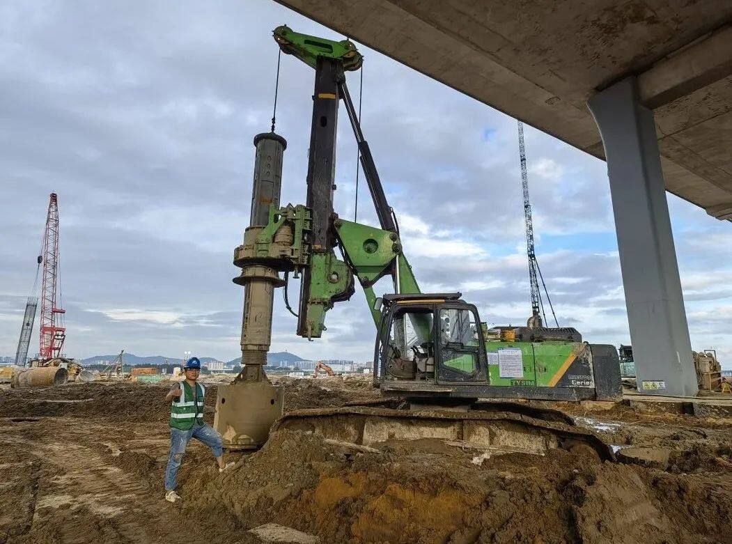 施工現(xiàn)場拍圖